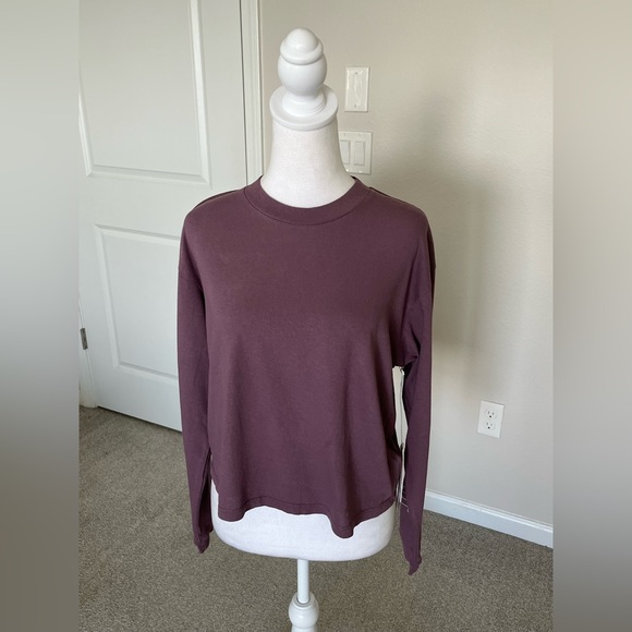 MOTHER Tops - NWT Mother Move It Cropped Purple Longsleeve Top Size XS